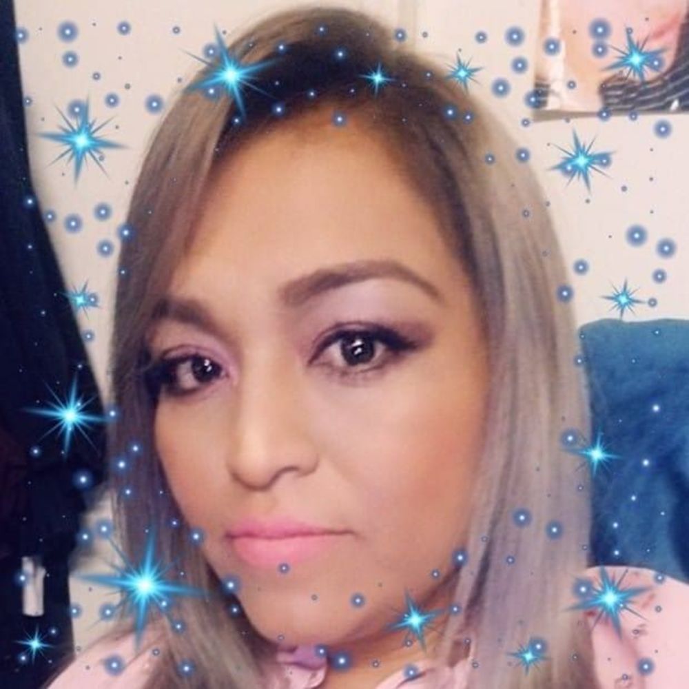 Meet your Posher, Alejandra